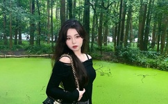 大花篮和圆月同框了